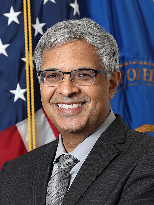 Jay Bhattacharya
